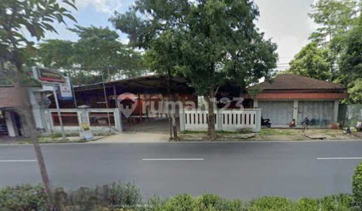 Dijual tanah luas ada gudang, cucian mobil dan toko di Purwokerto