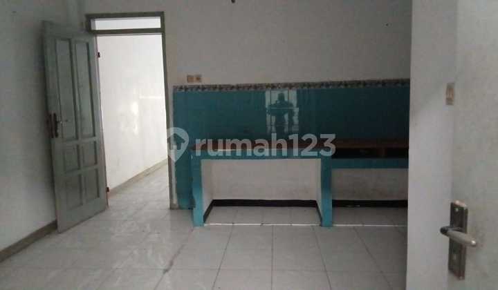 For Rent: Strategic 2-Story Shop House in South Purwokerto 2