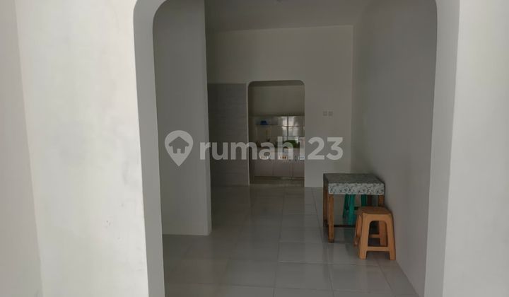 For rent, car-accessible house in Purwokerto.