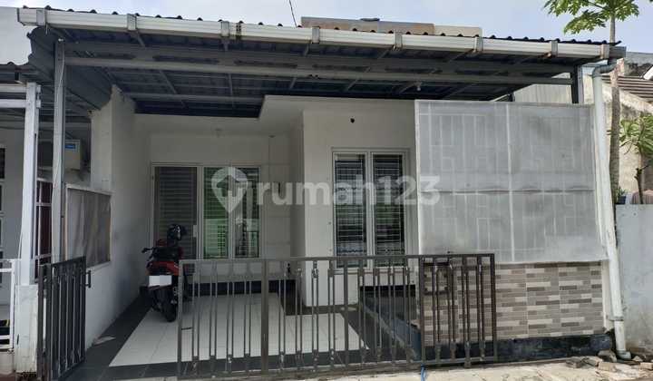 House for rent in central residential area, ready to occupy in East Purwokerto 1