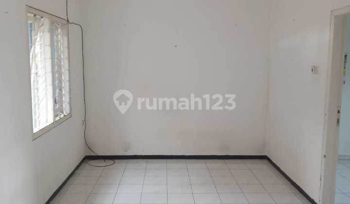For rent: house in a housing complex in South Purwokerto.