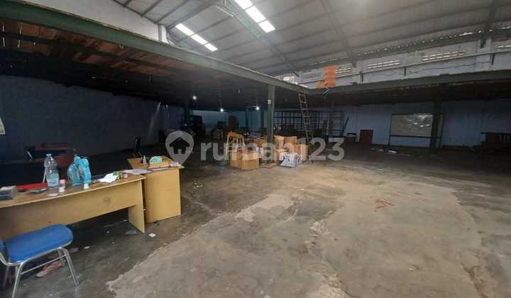 Warehouse for rent with office and mess in PURWOKERTO. Warehouse for rent with office and mess in PURWOKERTO.