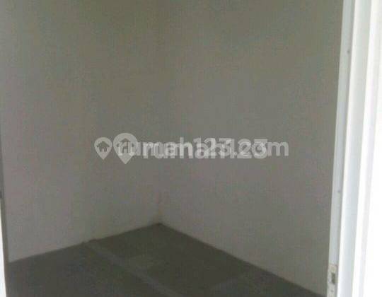 kamar tidur dijual murah rumah di perum