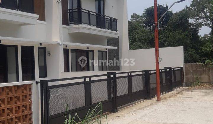 Dijiual Rumah SHM 2 Lantai di Kota Bogor 2