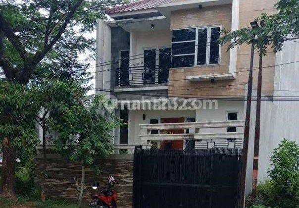 Dijual Rumah Huni 2 Lantai di The Holly Grand Sentul 1