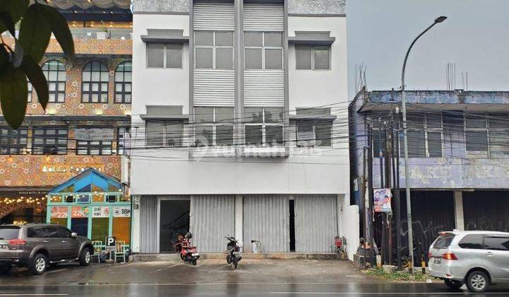 Dijual 2 Ruko Gandeng 3 Lantai SHM di Jalan Raya Bogor Jakarta 1