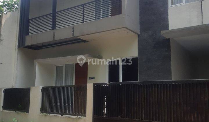 Disewakan Rumah 2 Lantai Siap Huni di Tanah Baru, Bogor 1