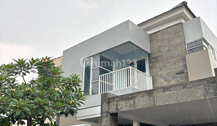 Dijual Cepat Rumah SHM 2 Lantai di Villa Mutiara Cibubur  1