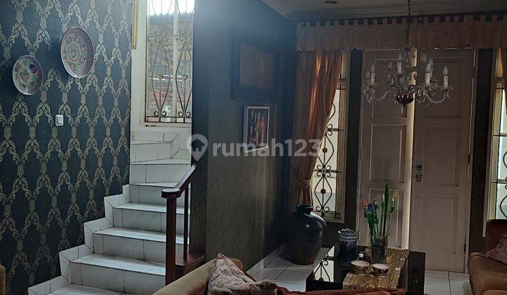 ruang keluarga dijual rumah hook shm di