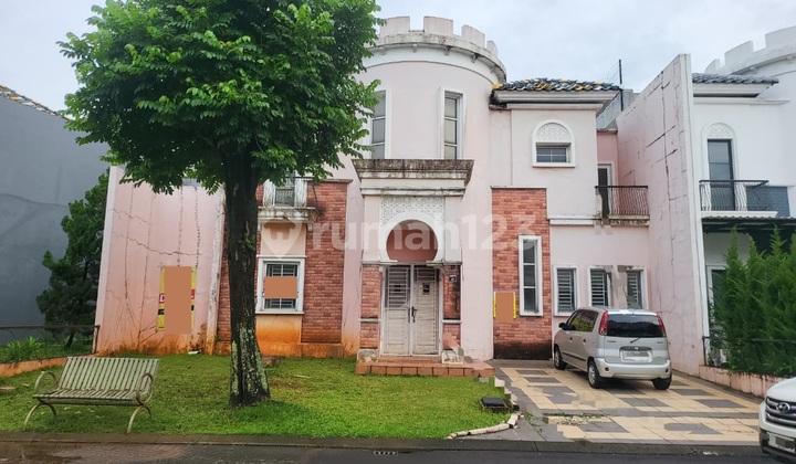 For Sale Hook House at Alicante Residence Gading Serpong