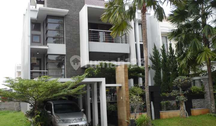 Dijual Rumah Rapi Siap Huni SHM si Raffles Hills Cibubur Dijual Rumah Rapi Siap Huni SHM si Raffles Hills Cibubur
