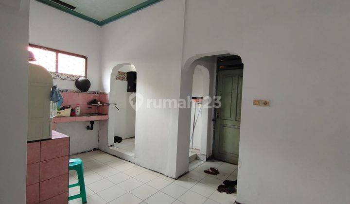 Dijual Rumah Rasa Villa di  di Jalan Drupada 13 Pusat Kota Bogor 2