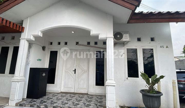 Dijual Rumah  Kost 9 KAMAR &  Rumah Induk 4 Kamar  di Tebet