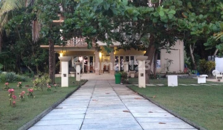 Rumah Rumah Villa di Tepi Pantai Sekotong Lombok Barat Ntb