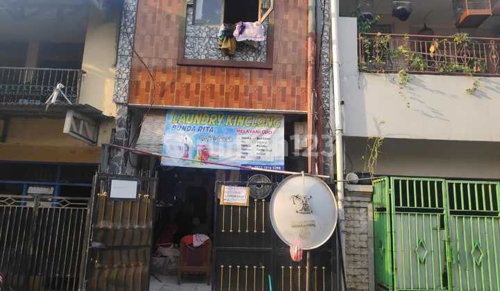 For Sale Boarding House on Jalan Kramat Pulo Dalam Senen in Central Jakarta 2