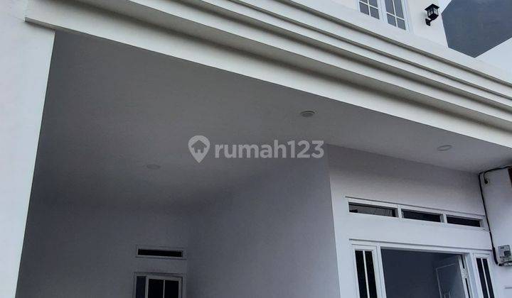 Dijual Rumah Masih Baru di Kawasan Lubang Buaya Jakarta Timur 2