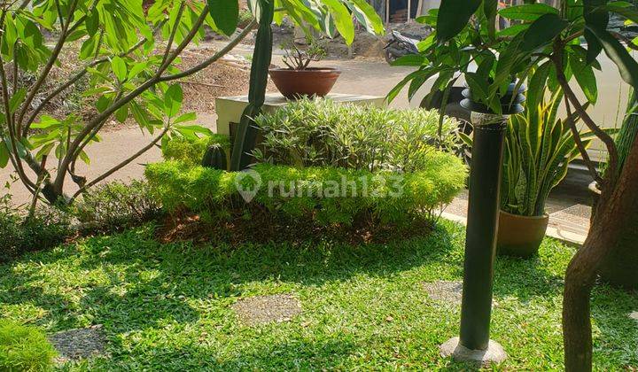 foto lainnya dijual rumah 2 lantai rapi