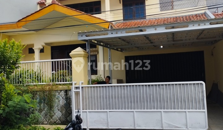 For Rent Spacious 2-Story House in Bukit Cimanggu City