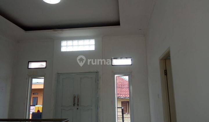 Dijual Rumah 2 Lantai Rapi SHM di Villa Ratu Endah Sindangbarang 2