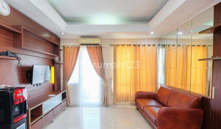 Dijual Apartemen 3 BR Furnished di Sudirman Park 2