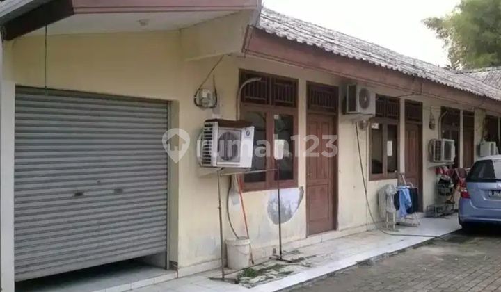For Sale: 9-Room Boarding House & 4-Room Main House in Tebet 2