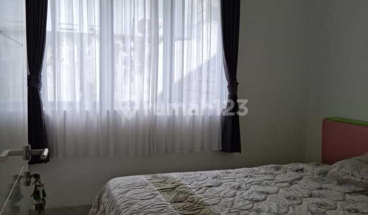 Dikontrakkan Rumah 2 Lantai Siap Huni di Green Mountain Sentul 2