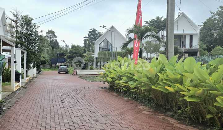 For Sale Scandinavian House on Jl. Parigi-Babakan Sawangan 2