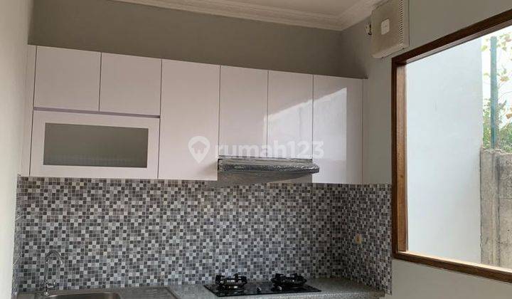 Dijual Rumah Baru Modern Klasik Type 2 Lantai di Sukasari  2