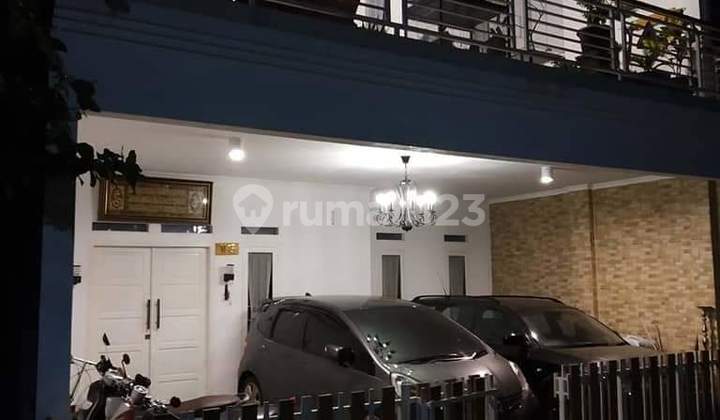 Dijual Perumahan Pondok Cabe Indah Furnised SHM 3 Lantai Dijual Perumahan Pondok Cabe Indah Furnised SHM 3 Lantai