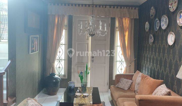 ruang tamu dijual rumah hook shm di