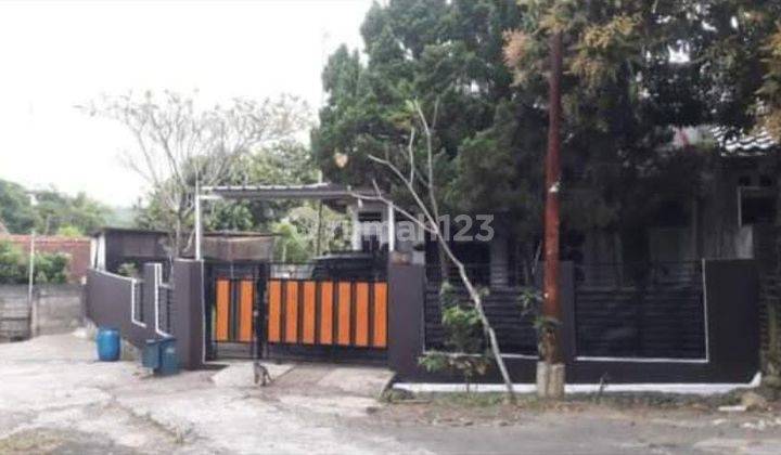   Dijual Rumah SHM  Perumahan  Acropolis di Cibinong 1