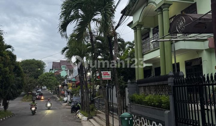 Dijual Rumah Hook 2 Lantai Lokasi Boulevard Villa Bogor Indah 2
