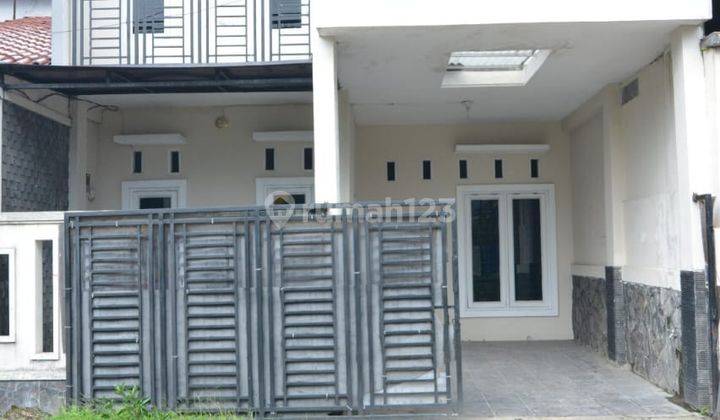 Rumah Renovasi 2 Lantai Dikontrakkan di Bukit Cimanngu City 1
