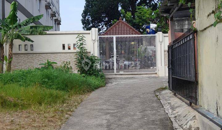 Dijual Rumah 2 Lantai di Jalan Male, RT 005 RW 03 No. 60, Kukusan 2