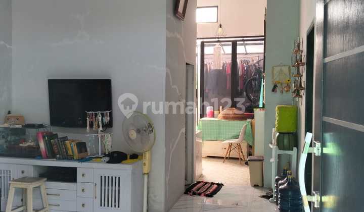 For Sale 3 BR House with SHM on Jalan Raya Pasir Putih Sawangan 2