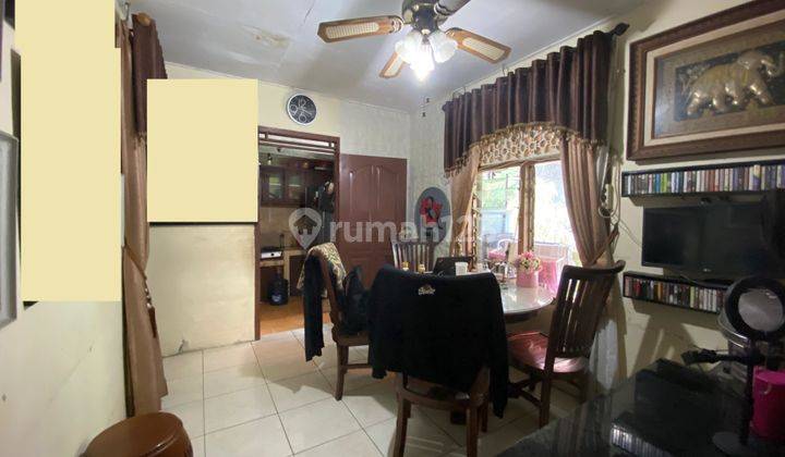 Dijual Rumah Rapi SHM di Jl Johar Baru Jakpus 2