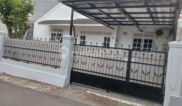 For Sale 4-Bedroom House 216M² SHM in Baranangsiang Indah Bogor