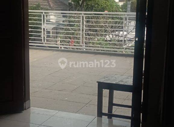 Dijual Rumah 3 KT 157 m² SHM di Komplek Pondok Indah Jatisari 2