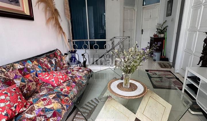 For Sale: 2-Story House, 4 Bedrooms, 200m², SHM Certificate, in Modernland Tangerang 2