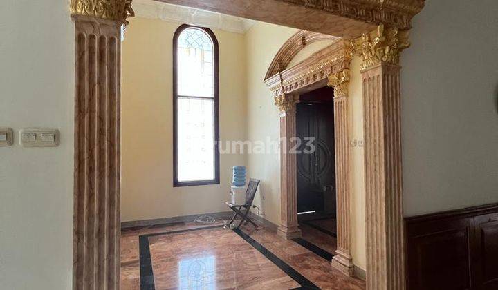 Rumah 3 lt besar dan mewah, baru renovasi 2