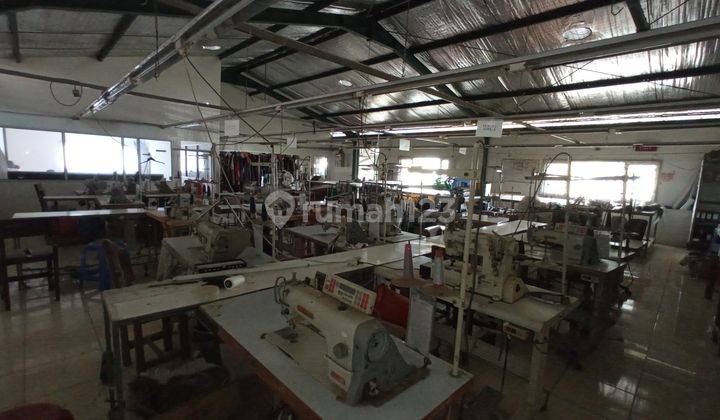 Pabrik Garment berikut mess 13