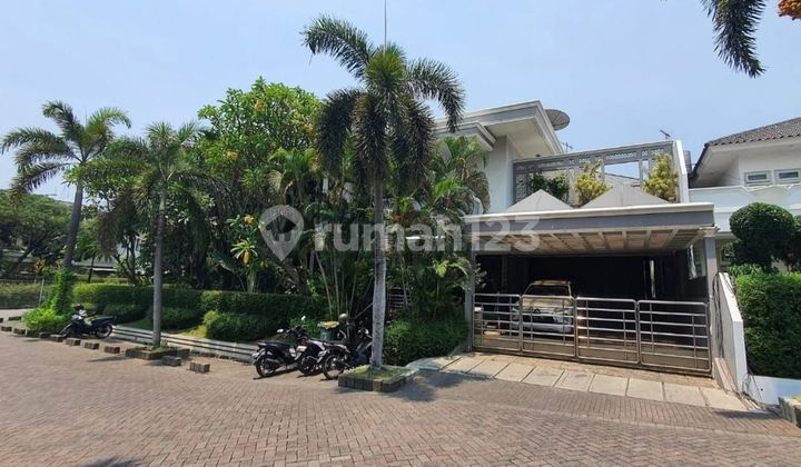 Rumah Mewah di Hook 2