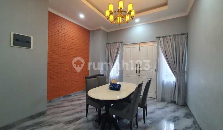 Rumah Besar & Mewah 2