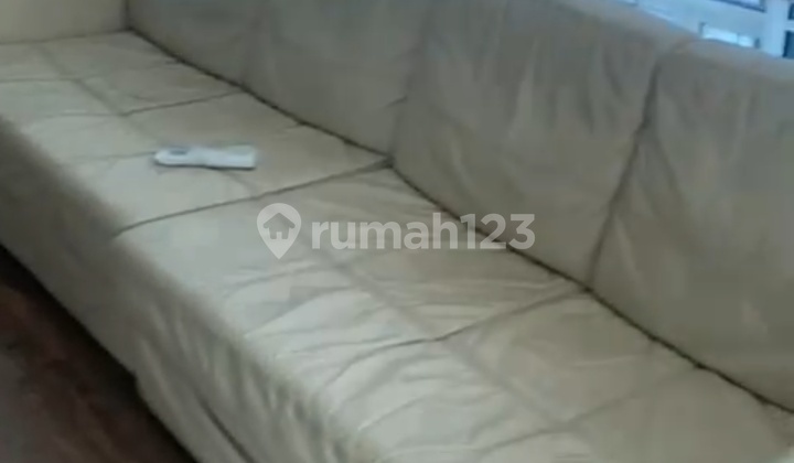 Kantor ******** Huni