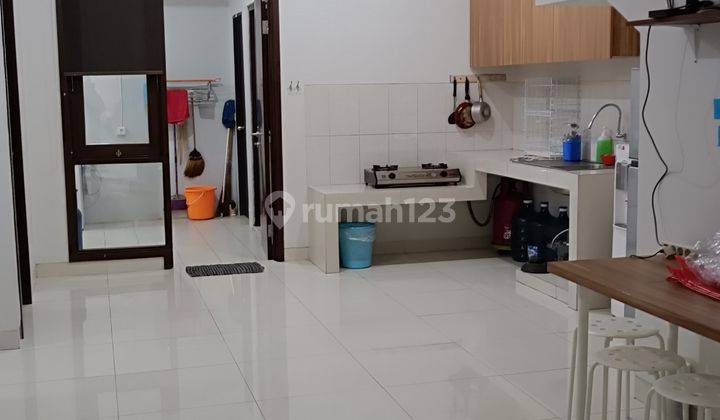 Rumah Sewa Harian 3 lantai di Regentown dekat dengan ICE BSD 1