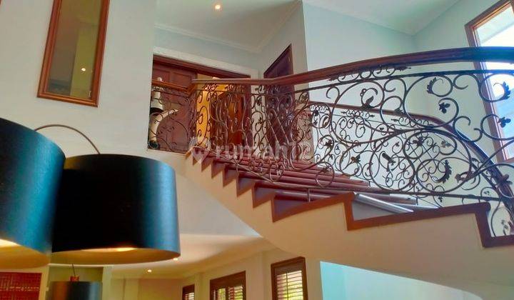 Disewakan Rumah di Jalan Diponegoro, Menteng Kondisi Bagus, Full Furnish dengan Private Pool 8
