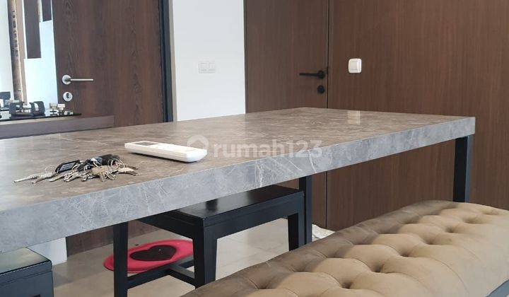 Rumah Disewa di  Freja Suites, 2 Lantai, Furnish dan Siap Huni 2