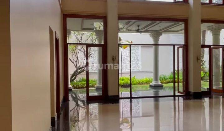 Dijual Rumah Mewah di Bukit Golf @Pondok Indah
,  Siap Huni dan Bagus Sekali 1