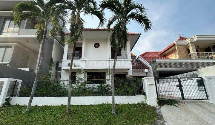 Dijual Rumah 2 Lantai Villa Riviera Pakuwon City Murah 1