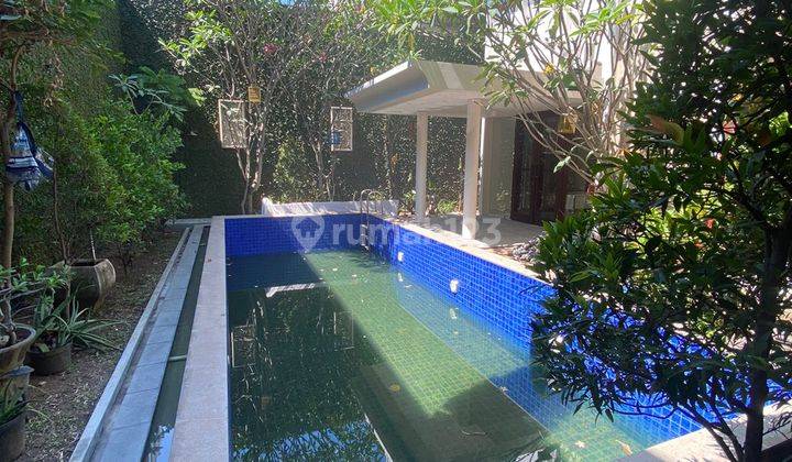 RUMAH MEWAH DENGAN PRIVATE POOL ROYAL RESIDENCE WIYUNG 2